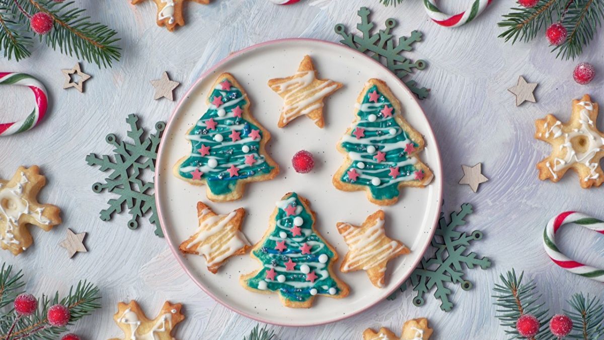 210+ Christmas Cookie Puns and Jokes to Sugarcoat Your Holiday with Laughter and Cheer